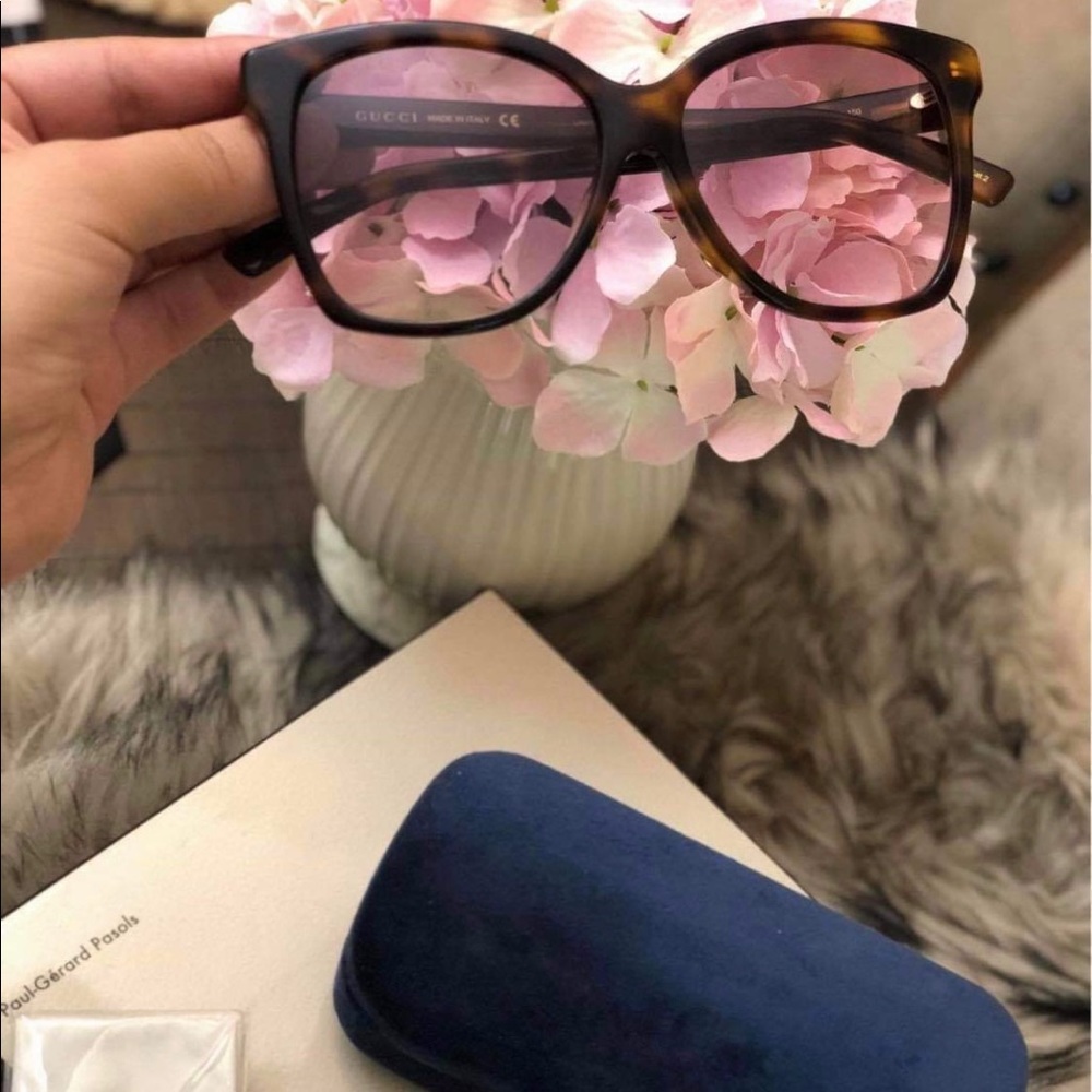 Gucci sunglasses 100% authentic